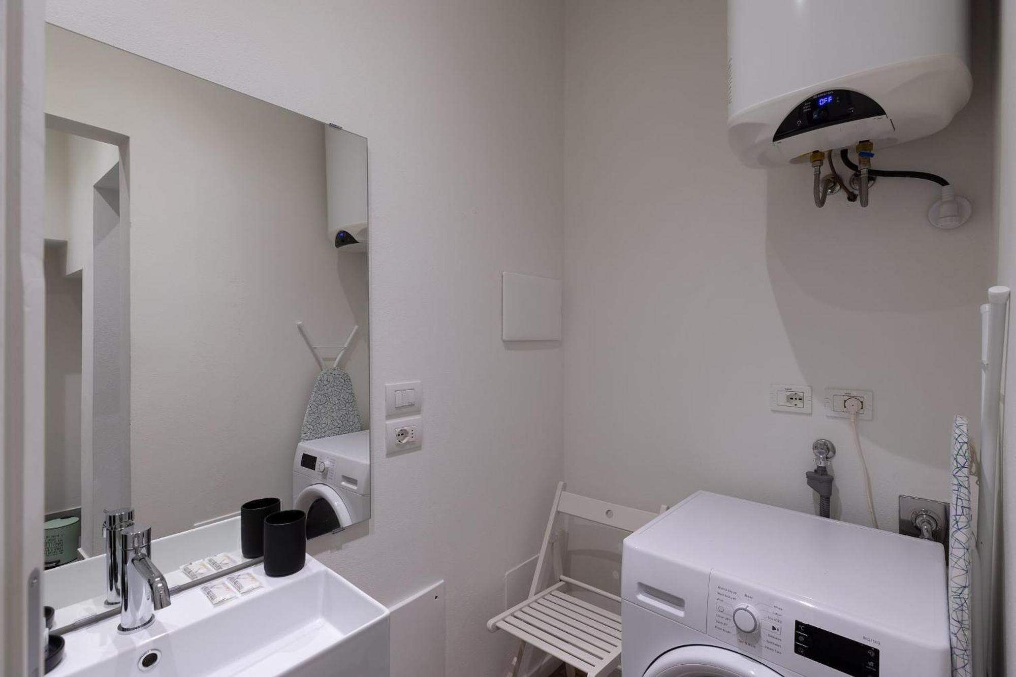 Alighieri's Suite-hosted By Sweetstay Apartamento *