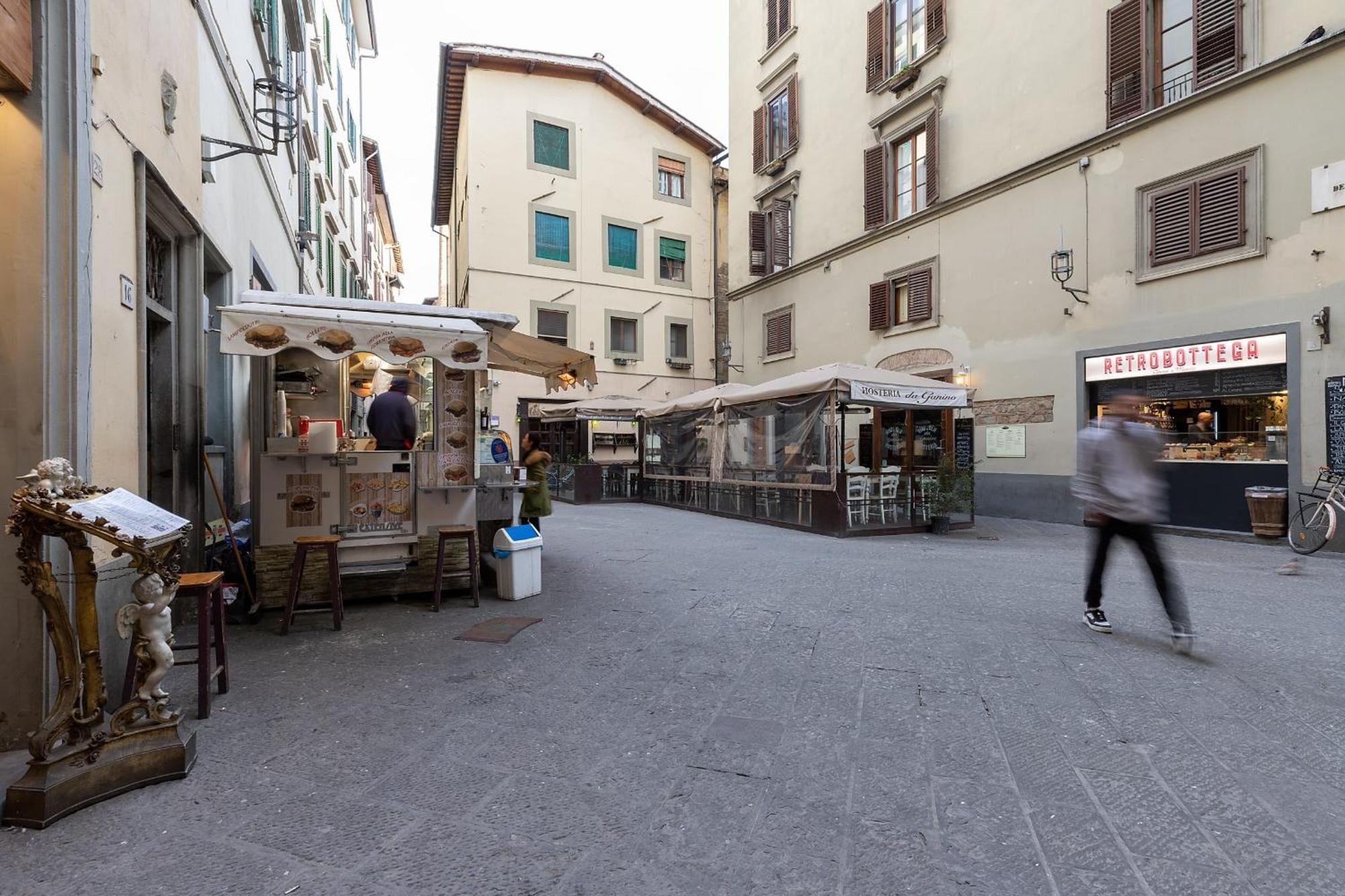 Apartamento Alighieri's Suite-hosted By Sweetstay *